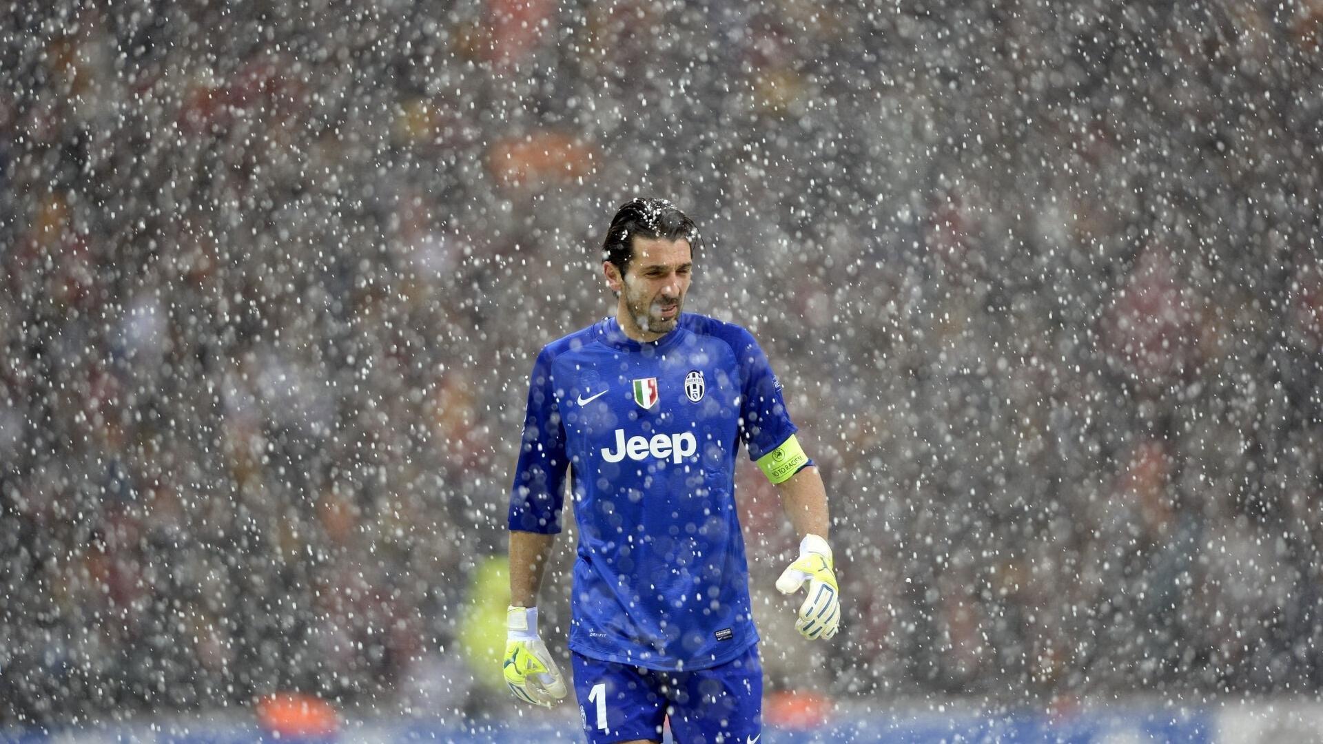 米兰后防基石稳固在望，托莫里续约谈判积极展开，关键细节待敲定